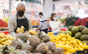 LA County Mandates “Hero Pay” for Grocery Workers